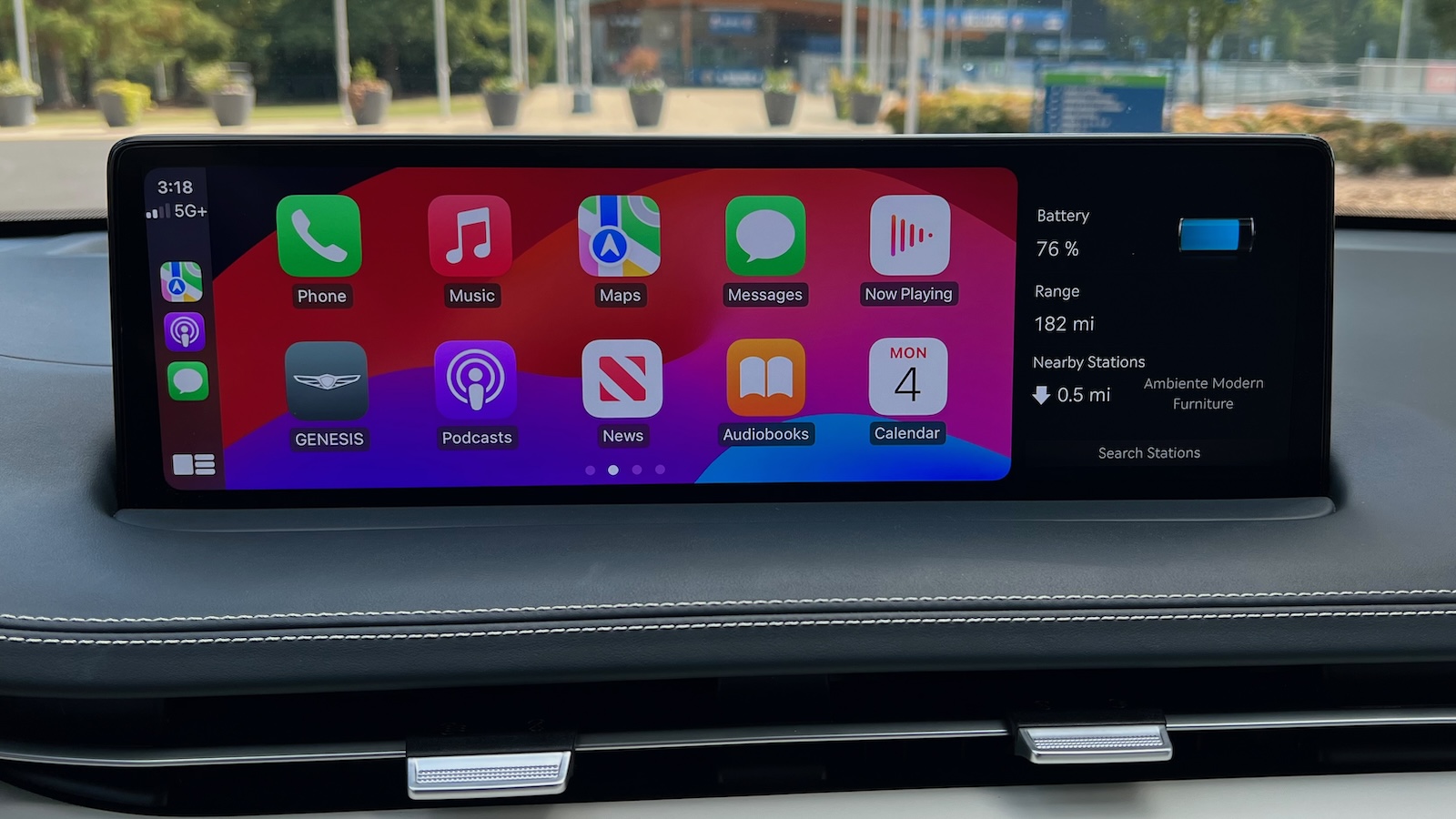 2023 gv70 carplay home