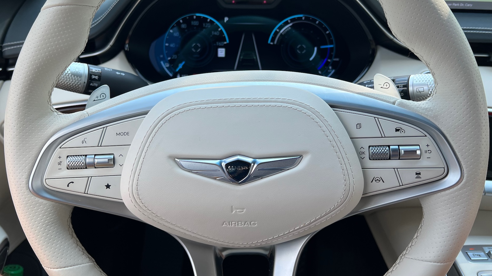 2023 gv70 steering wheel